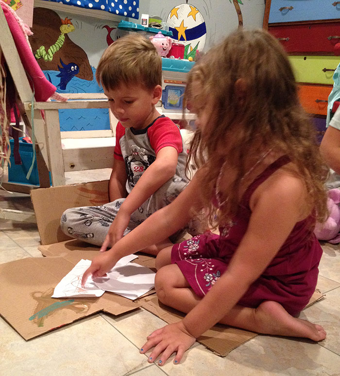 Milly-and-Eli-rocket-ship